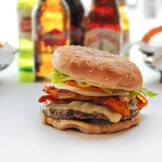 Deluxe Burger